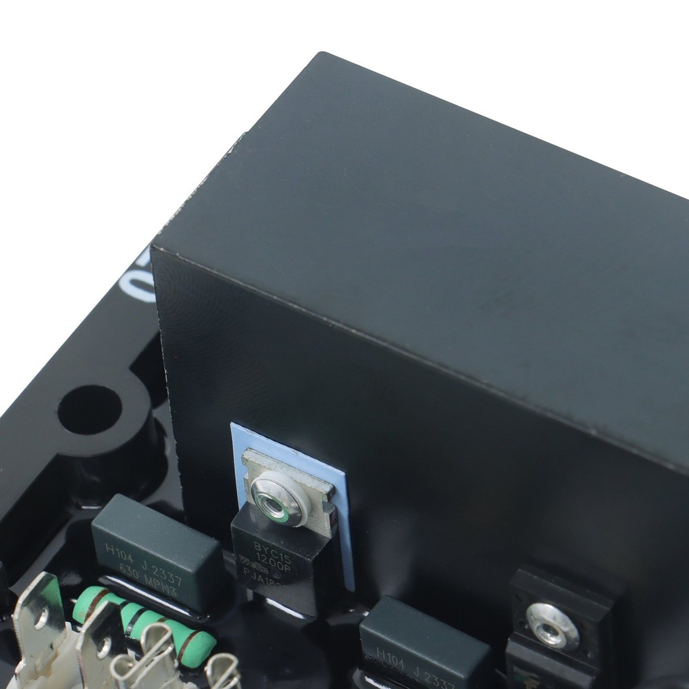 Control Panel Automatic Voltage Regulator Generator AVR R220 Voltage Regulator