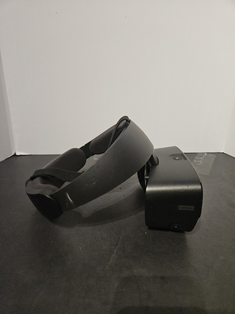Oculus Rift S PC-Powered VR Gaming Headset Only - Black- READ DESCRIPTION