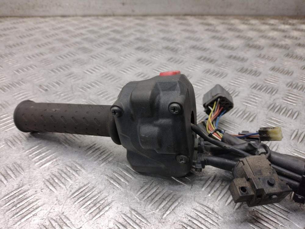 2015 TRIUMPH TROPHY TROPHY SE RIGHT SWITCH GEAR