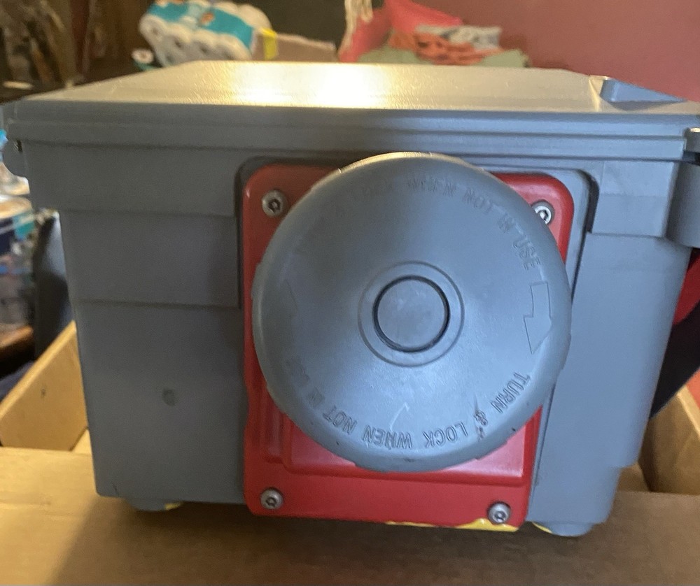 Electrical Box HUBBELL HBL430MIF7W