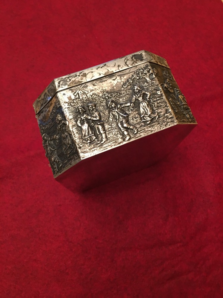 Antique .800 Silver Repousse Dutch/German Trinket Box