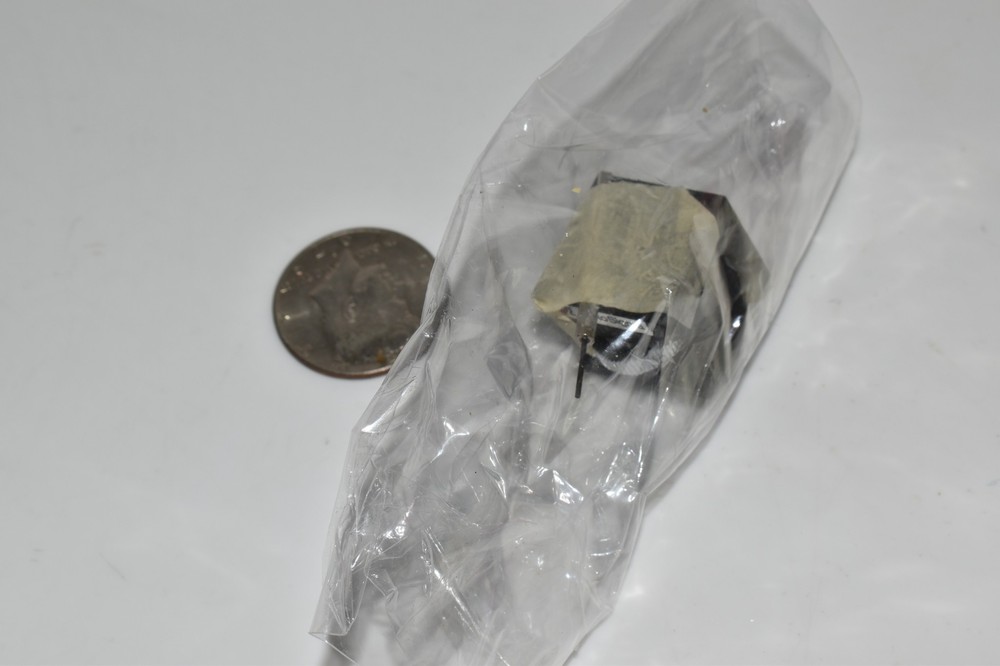 *JM* OptoSigma Dovetail Stage Linear Positioner 25mm x 25mm (TTR1)