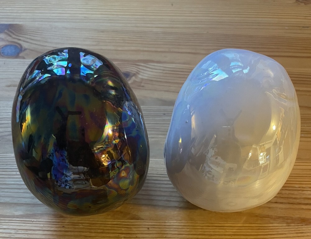 2 Halloween Skull Figures White & Black