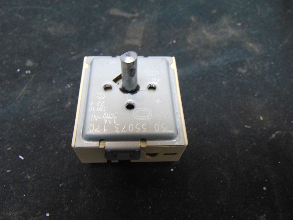 KitchenAid Electric Range KERS505XWH00 Surface Element Control Switch WP74010824