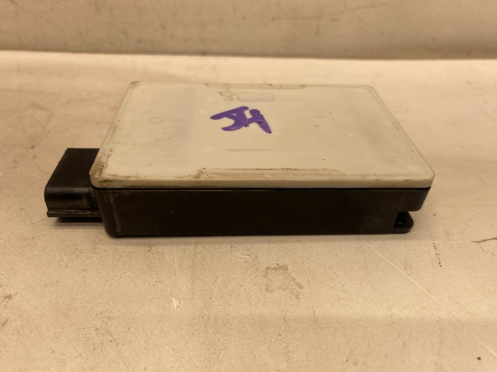 2013-2017 BUICK ENCLAVE LEFT OR RIGHT REAR SIDE BLIND SPOT SENSOR MODULE CONTROL