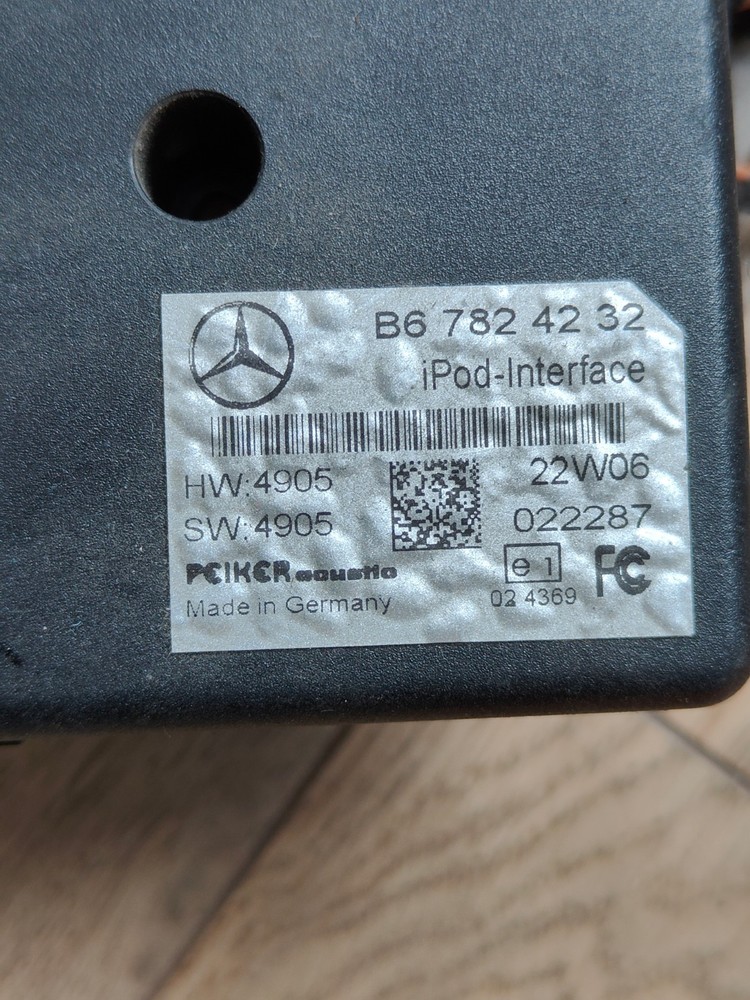 Mercedes iPod Interface Control Module - B67824232