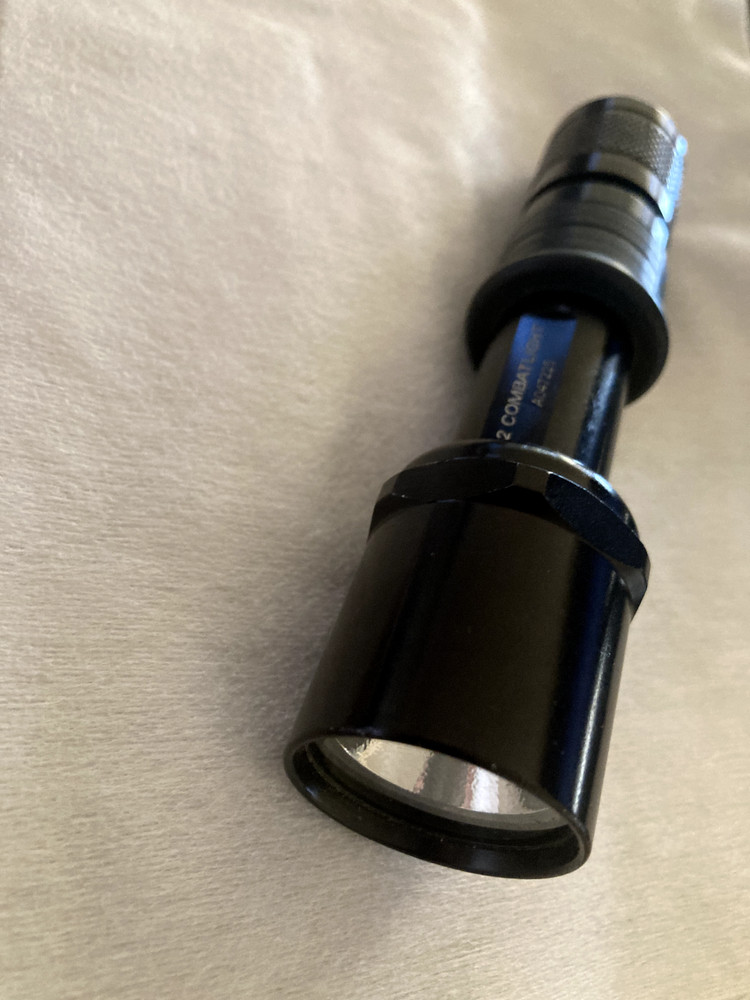 Surefire Z2 combatlight excellent condition