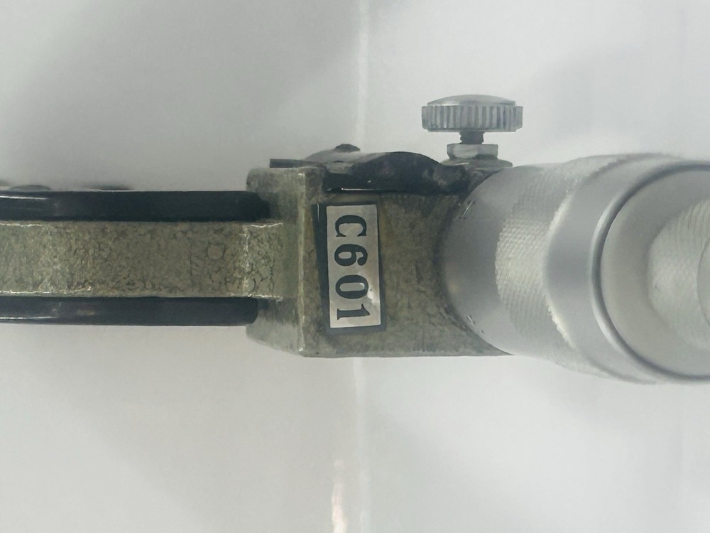 Aerospace Model E601 Micrometer 1 x 2" .0001