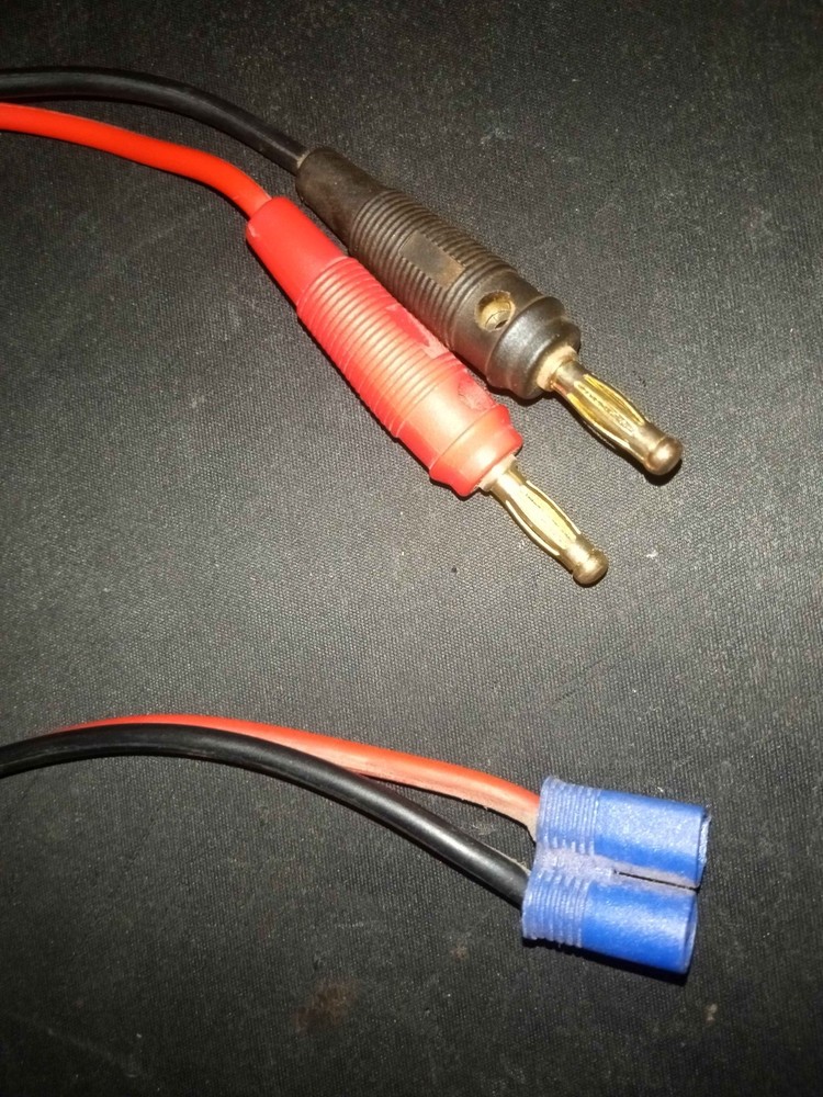 Venom Pro Charger LI-ION, POLY,NIMH