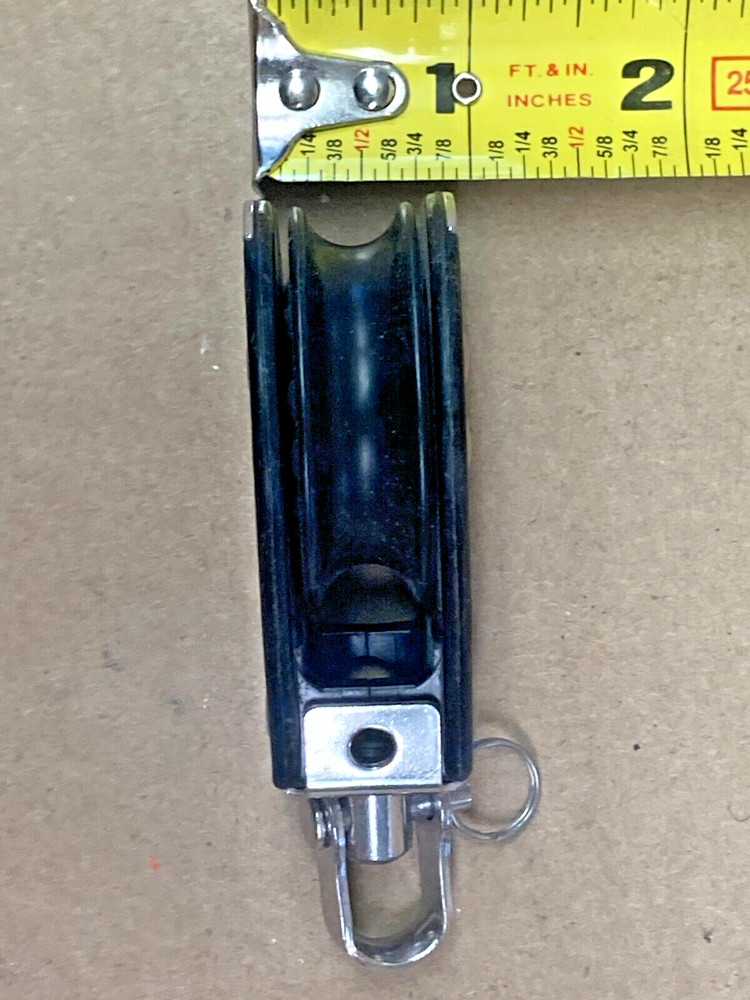 Harken 1-3/4" Single Swivel Pulley