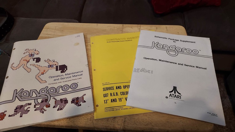 Atari Kangaroo manual & schematics original , 3 pieces
