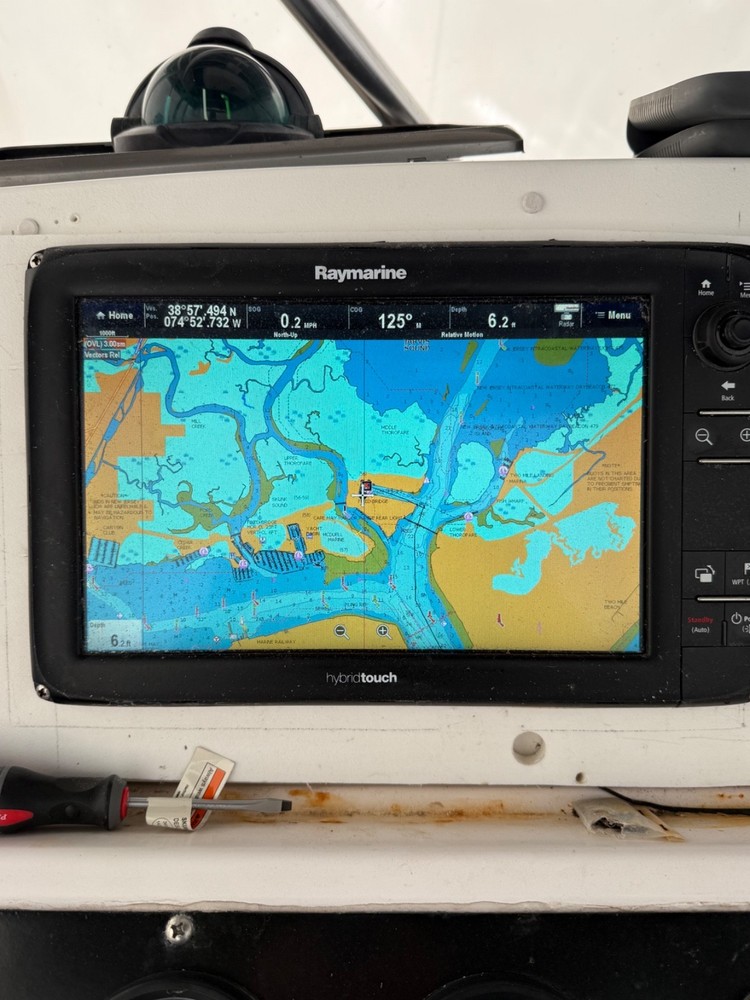 raymarine E125 hybrid touch