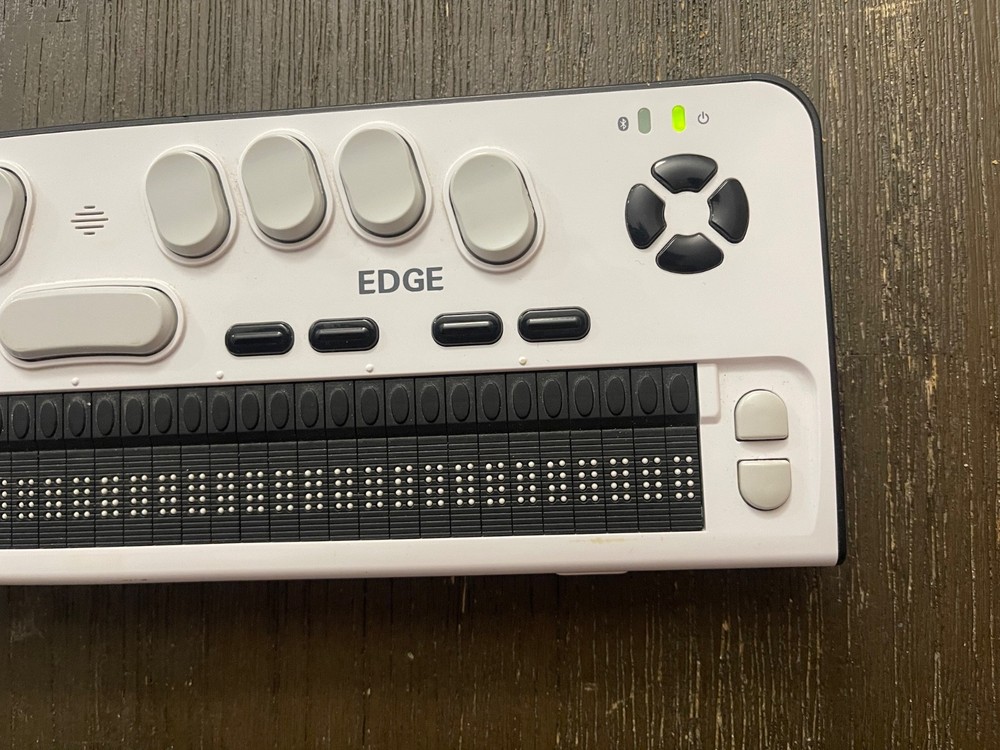HIMS Braille EDGE 40 - Refreshable Braille Display B40K