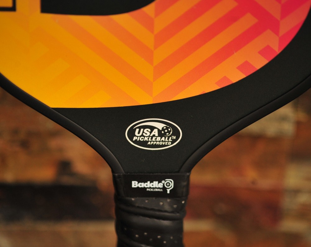 Baddle Echelon Pickleball Paddle with Cover