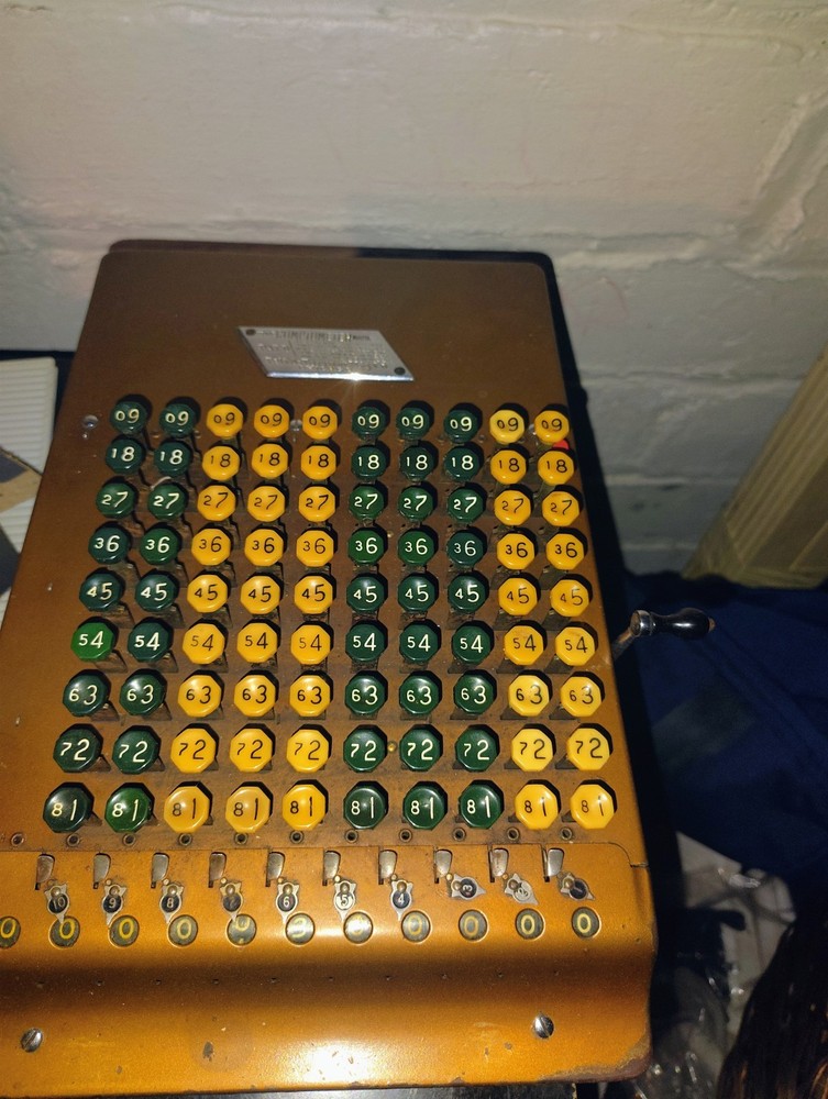 Comptometer Course in Business Arithmetic by Felt Tarrant MFG Co