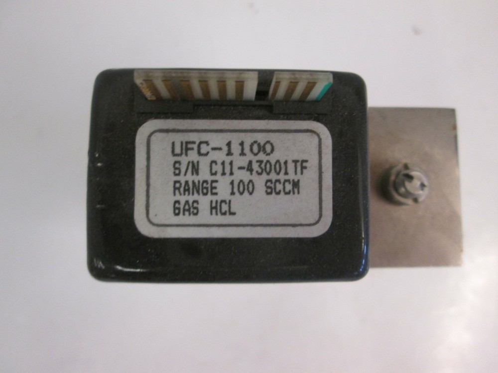 Unit UFC-1100 Mass Flow Controller, HCL, 100 SCCM