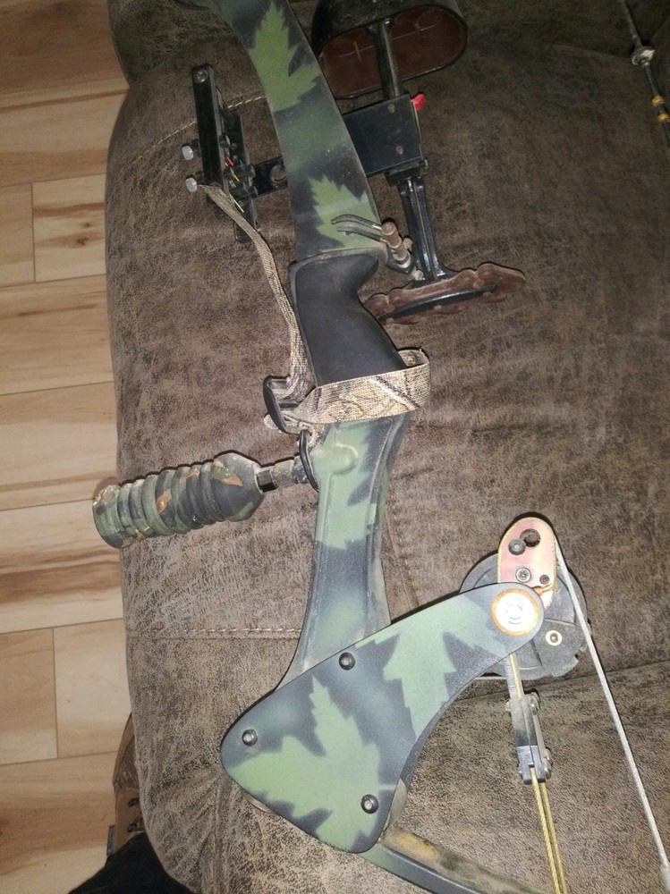 Oneida Eagle Tomcat II EXP compound bow