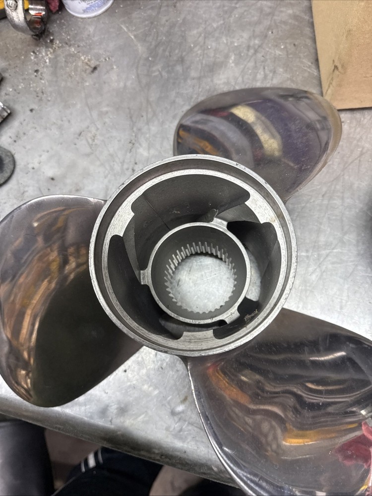 mercruiser propeller stainless