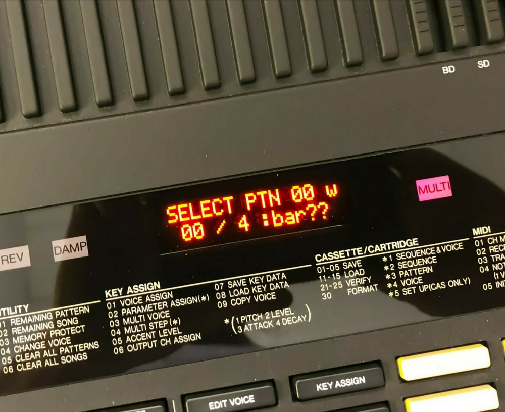 Yamaha RX5 / RX7 Custom OLED Display !