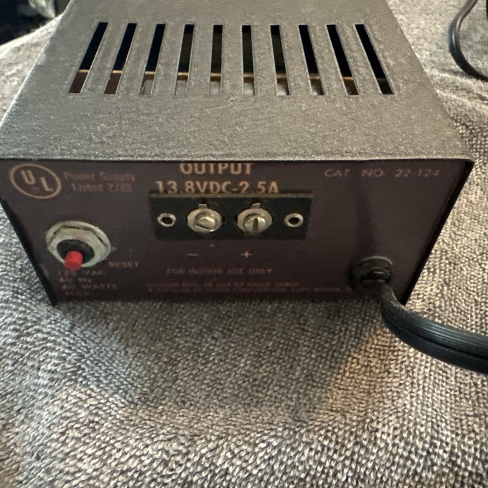 Micronta Regulated 12V Power Supply 120V AC 1.75A – Tested