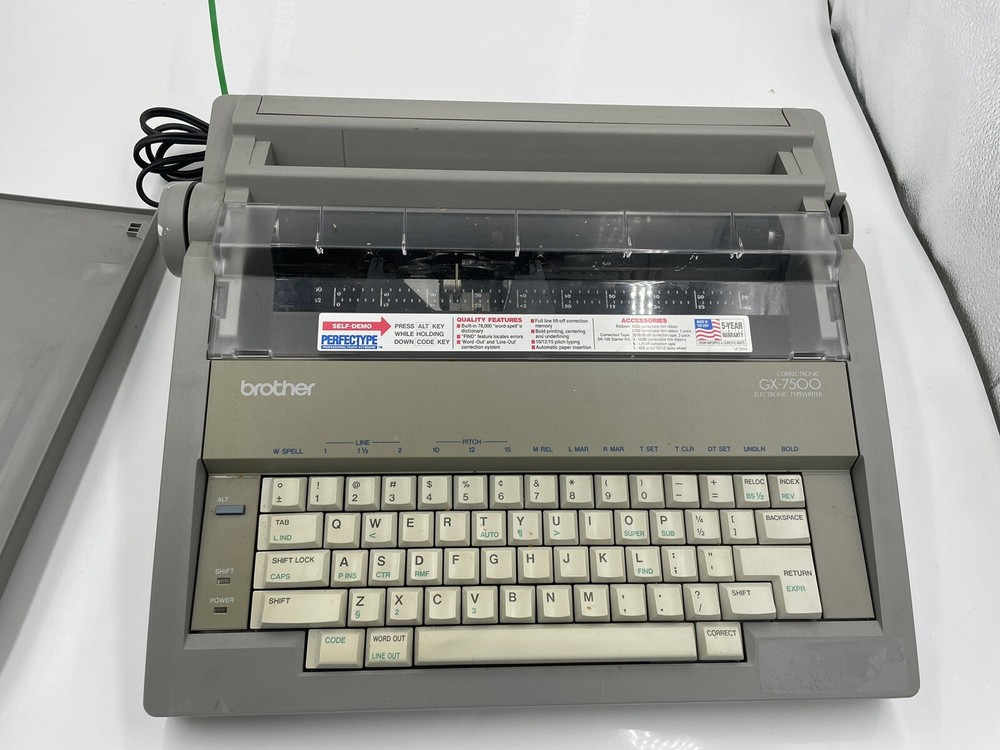 Brother Correctronic GX-7500 Electronic Typewriter Tested Types Well