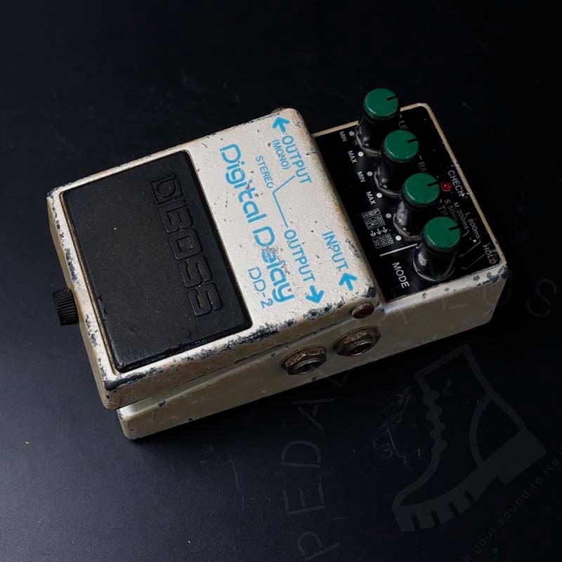 Boss DD-2 Digital Delay (Blue Label) 1983 - 1986 - White