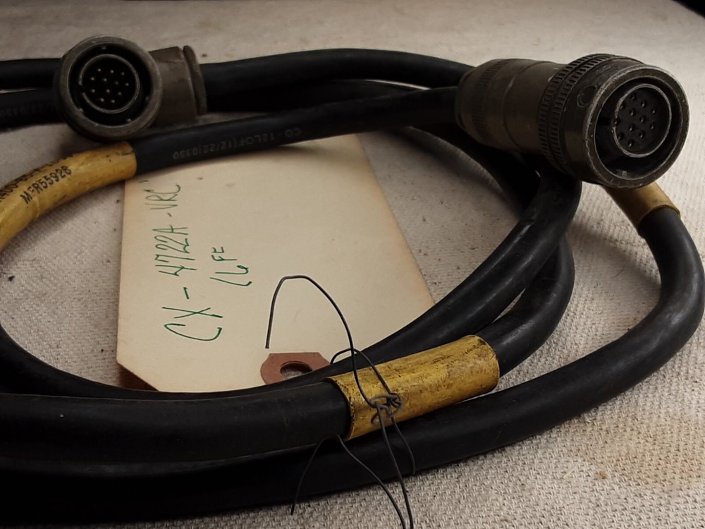 CX-4722A/VRC 6 FT CABLE