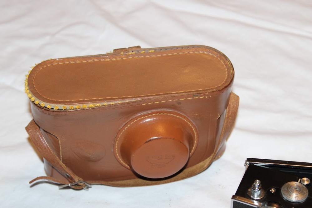 Vintage Argus 35mm Rangefinder Camera w/Weston Exposure Meter