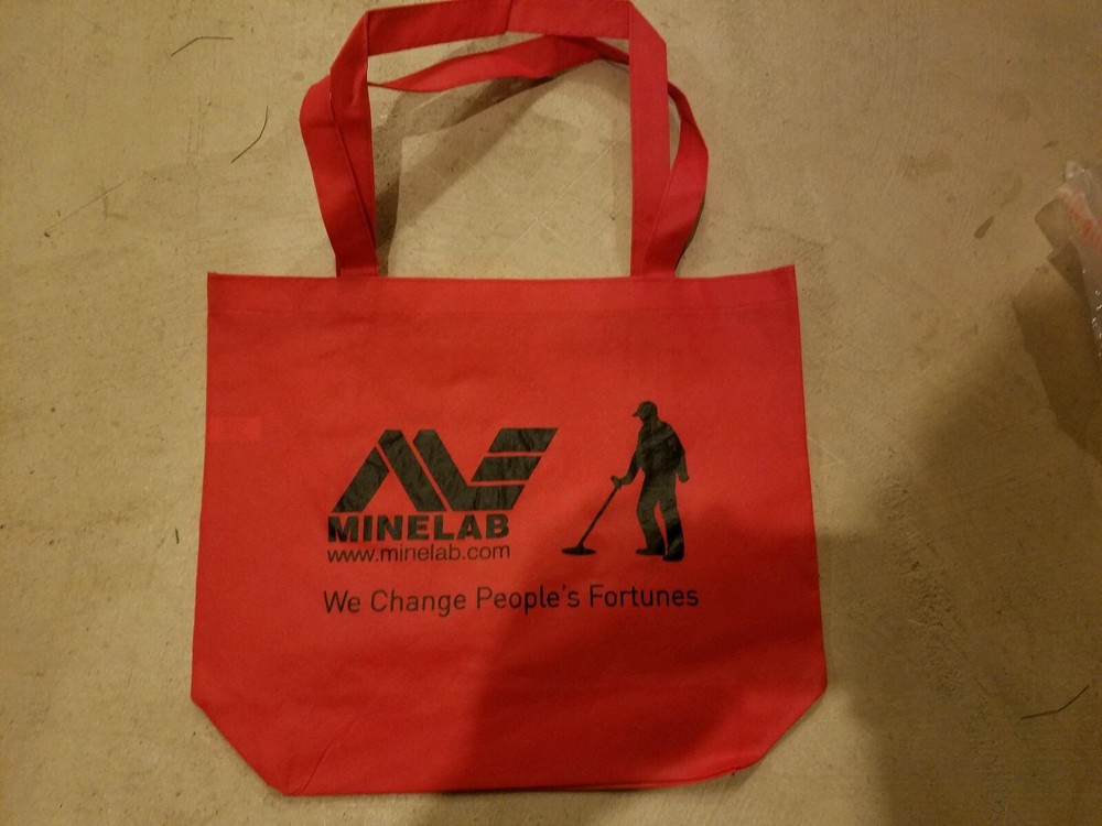 Minelab cloth tote, Red
