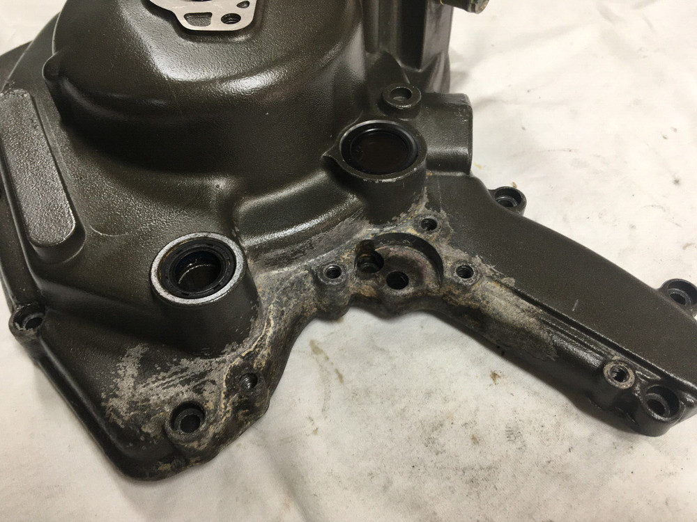 Ducati ST2 early type altinator engine cover (for single phase altinator)