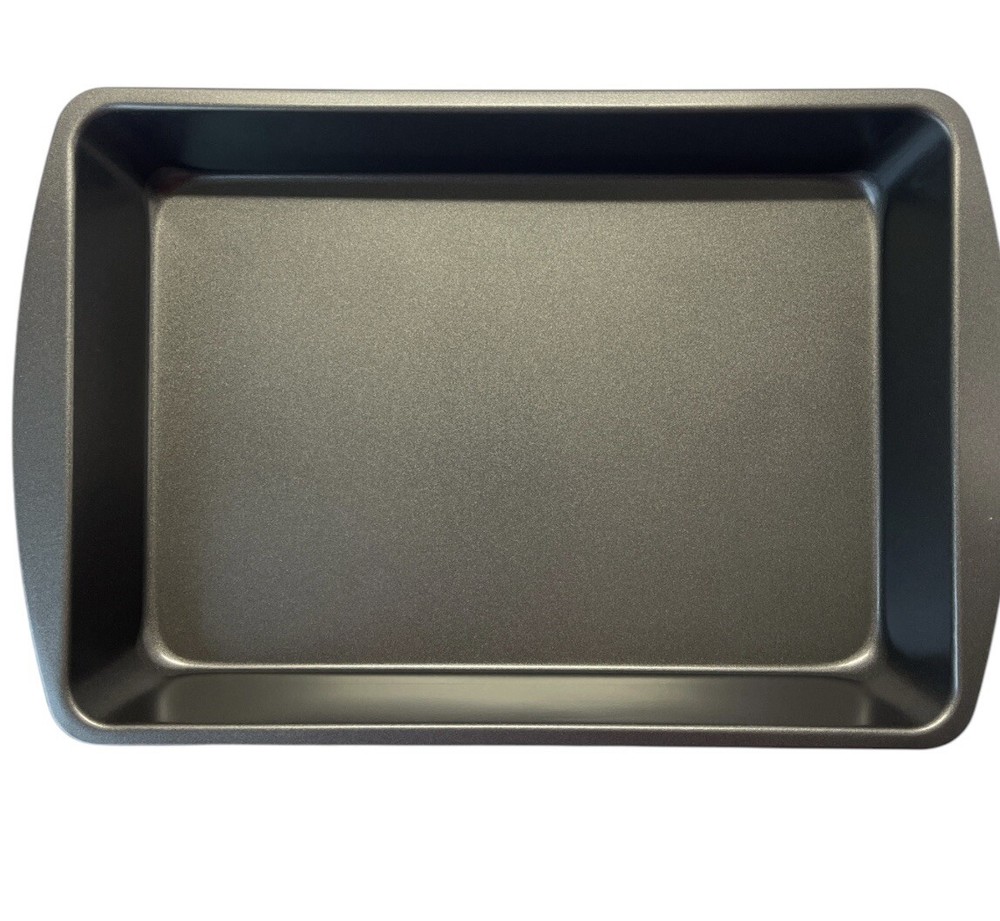 Cookie Sheet, Muffin Pan, Loaf Pan, & 2 More Baking Sheets