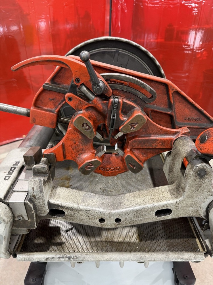 RIDGID 1224 Pipe Threading Machine