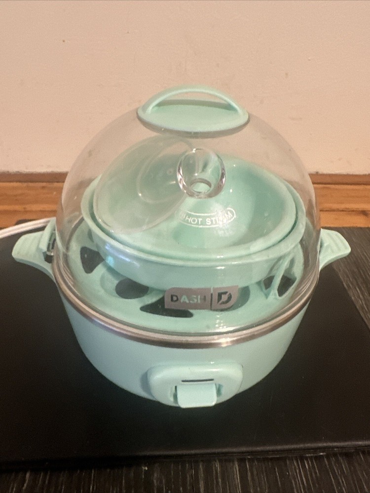 Aqua Dash 8 Egg Cooker Model Dec2007GBAQ04