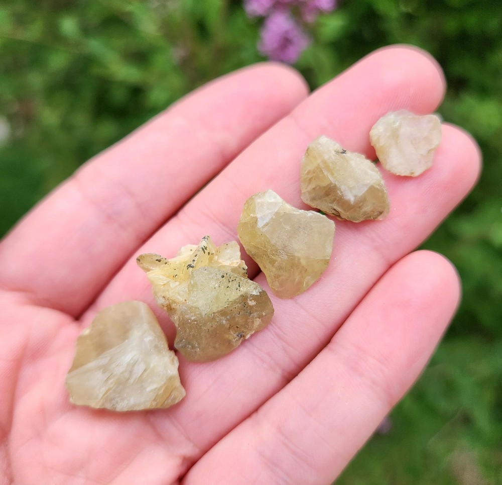 Golden Titanite Crystal