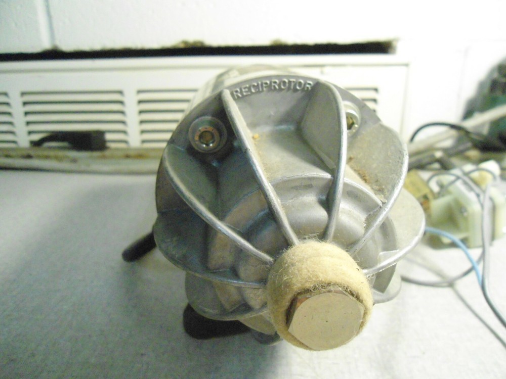 Reciprotor Electromagnetic Piston Pump 506R