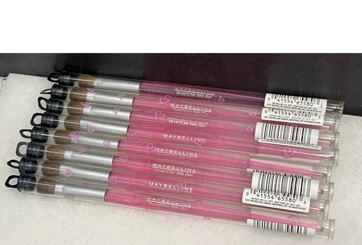 8 Maybelline Eye Shadow Brush Pink