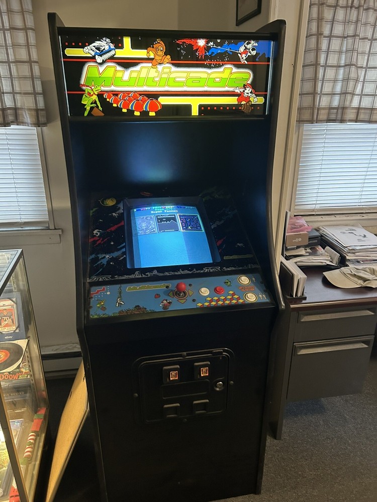 MULTICADE ARCADE MACHINE EXCELLENT-CONDITION 45 DIFFERENT GAMES 67”H X25”W X33”D