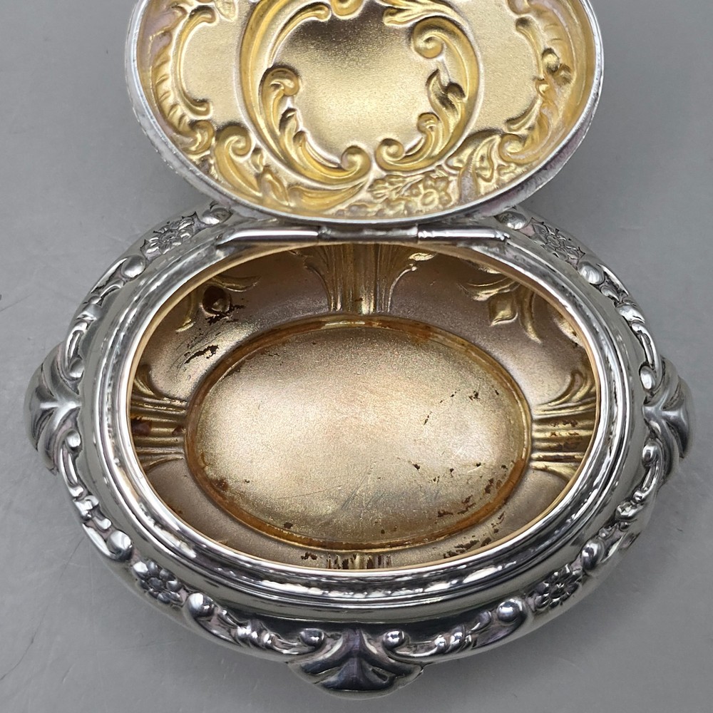 Antique Solid Silver Snuff/Pill Box Birmingham 1901 Gilt Interior Rococo Design