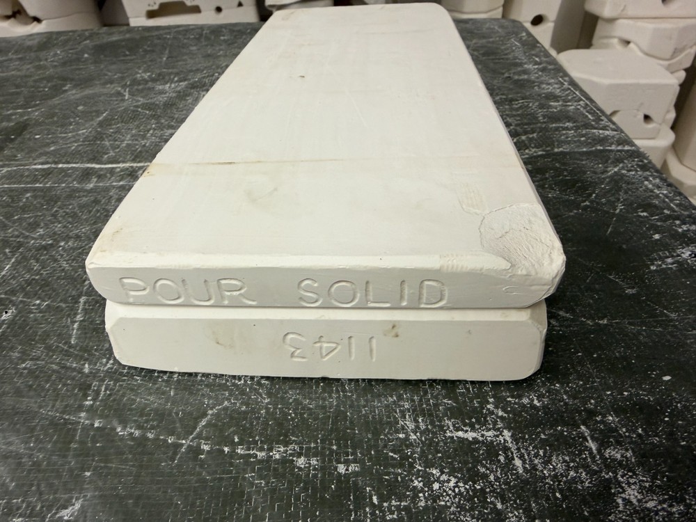 VINTAGE BOOTHE CERAMIC MOLD #1143 BLANK TILES
