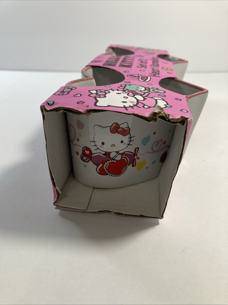 Hello kitty Valentines Day Ramekin