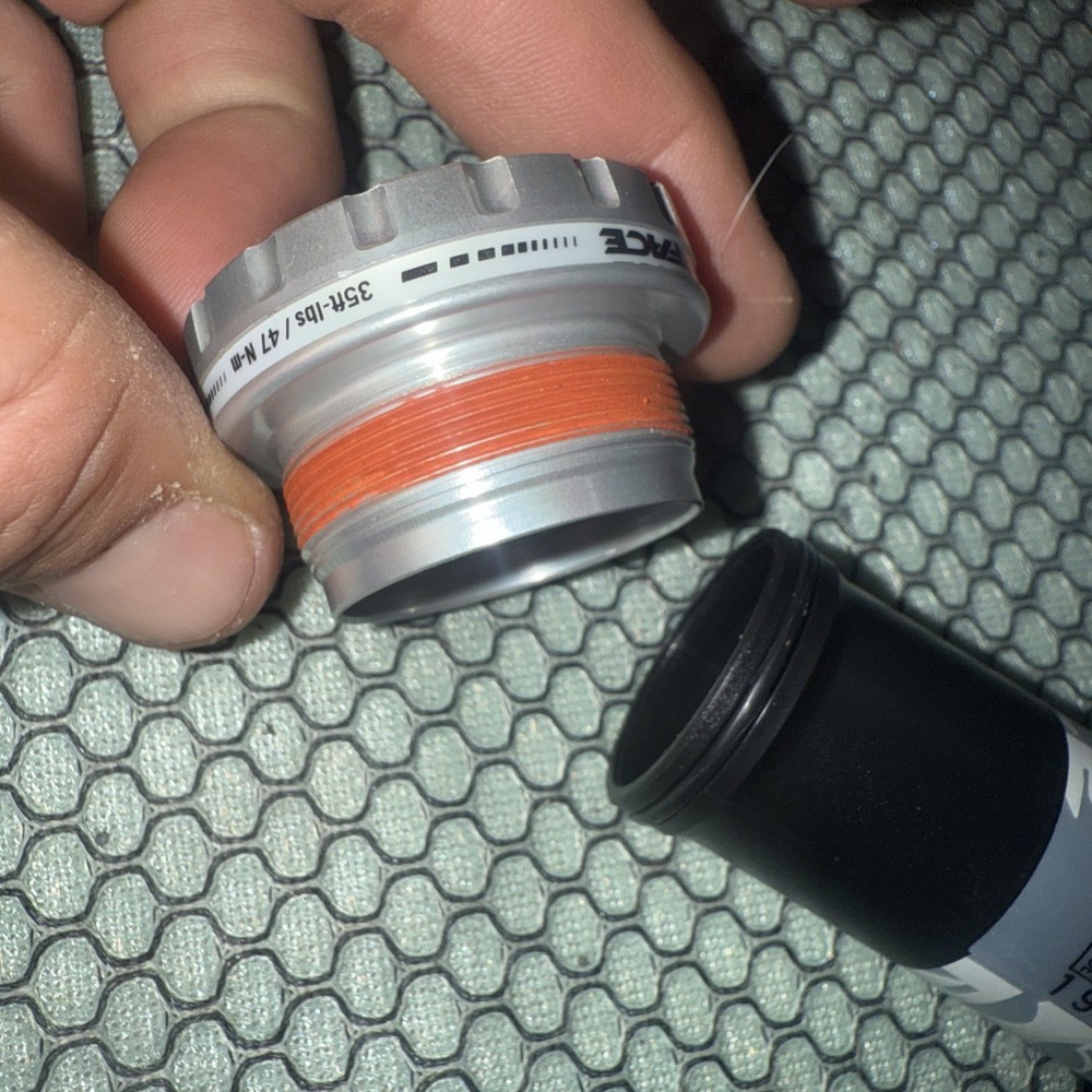 24mm RaceFace Team XC X-Type External Bottom Bracket: BSA 100mm BB Shell