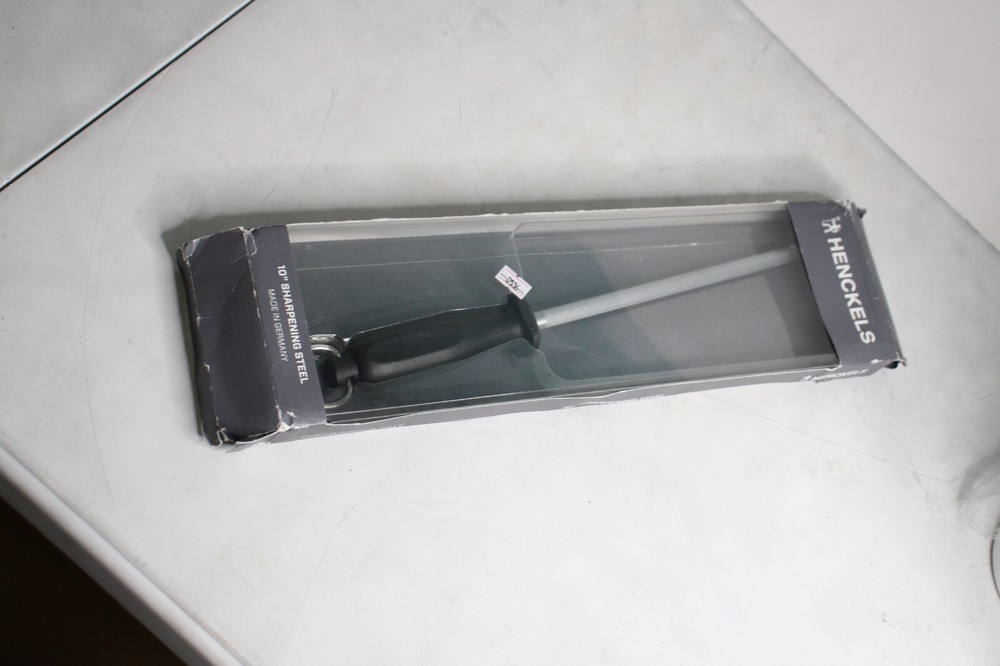 Henckels 10" Sharpening Steel