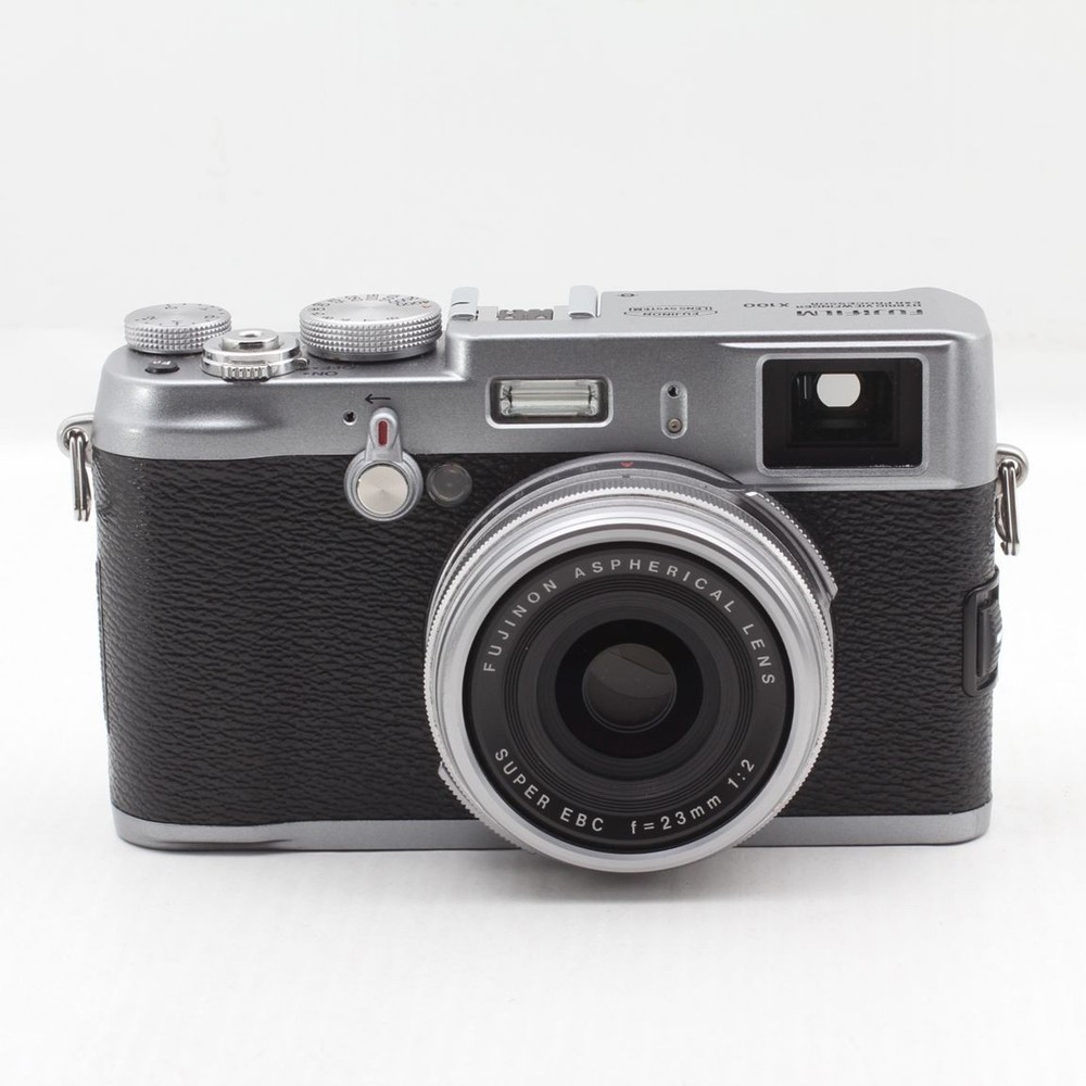FUJIFILM FinePix x100 Siler Digital Camera