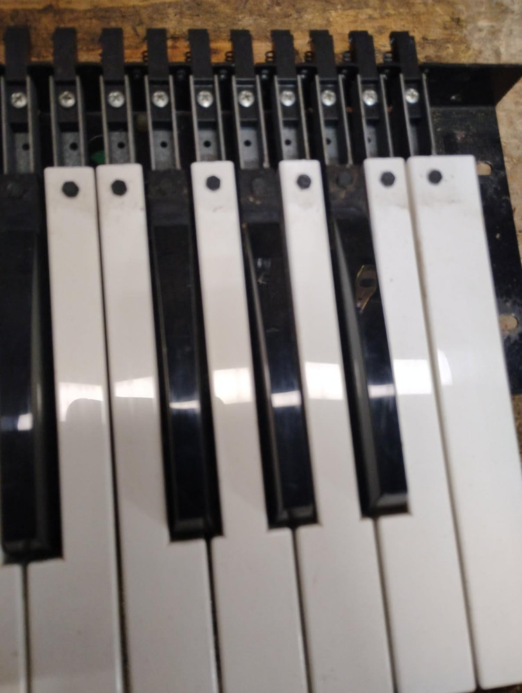 Vintage Organ Keys 44 Note 3.5 Octave Set! MAKE OFFER!