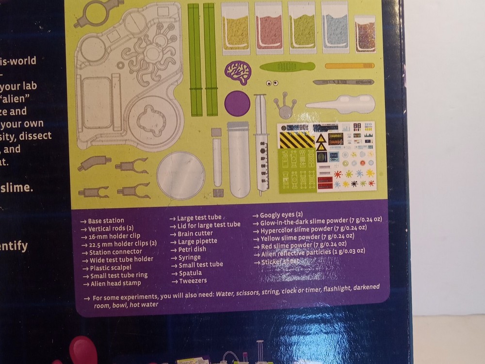 2019 Ooze Labs Alien Slime Lab Science Experiment Kit & Lab Setup Complete