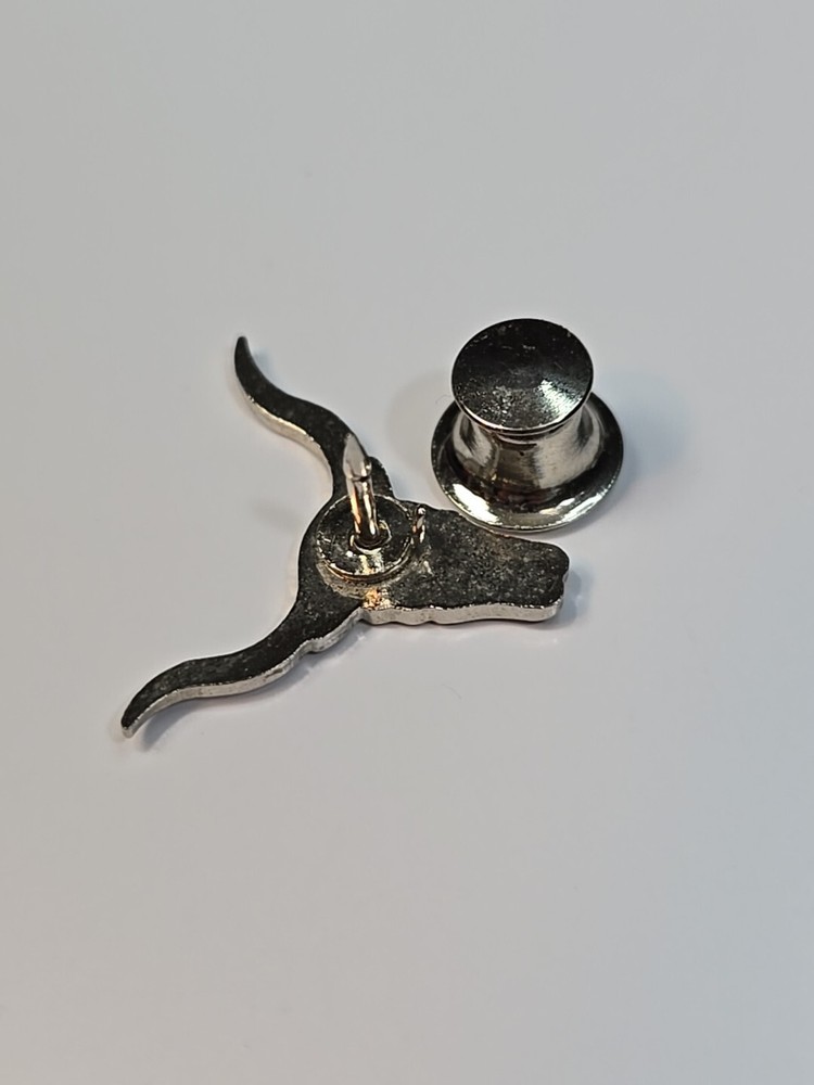 Long Horn Cattle Head Tie Tack Lapel Pin