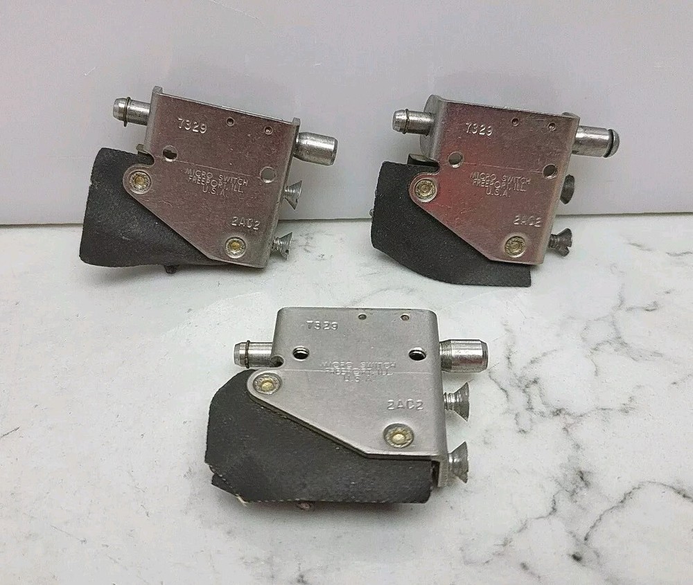 3 Pack Honeywell 2AC2 Micro Switch Level Switch 7329 Used