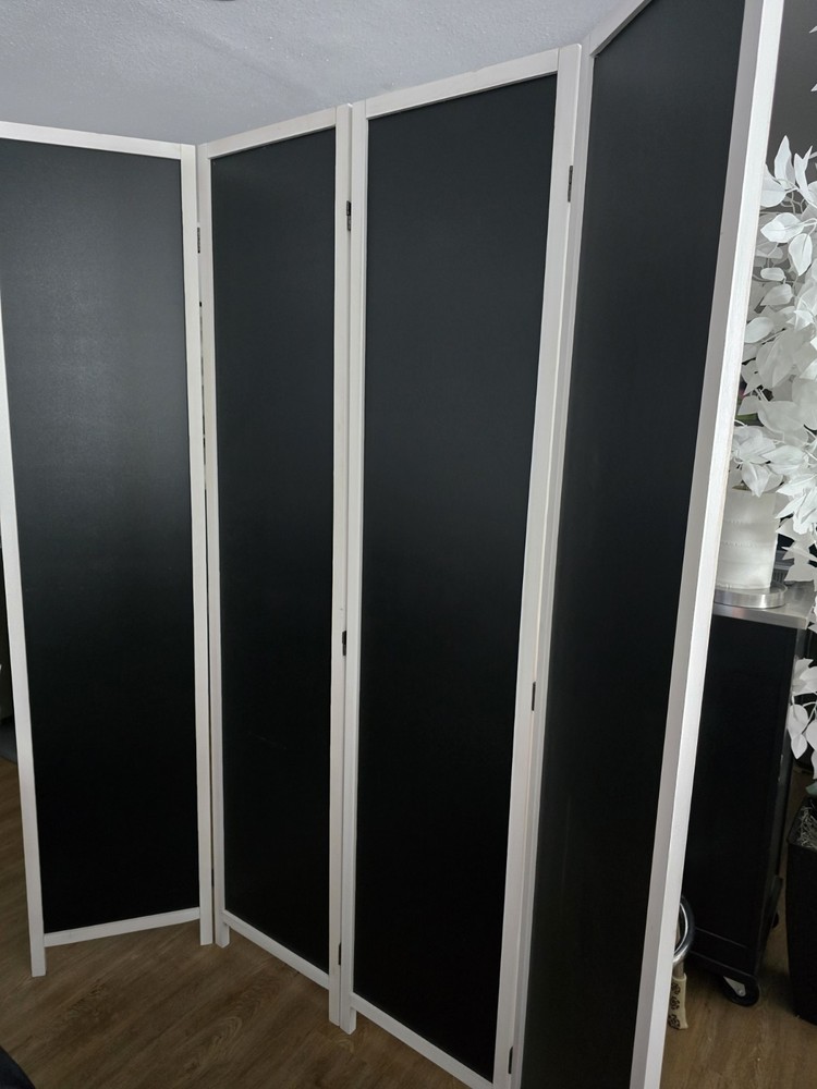 4 Panel White Wood Chalkboard Room Divider
