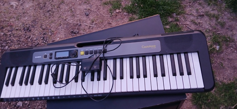 Casio LK-S250 Electronic Keyboard Black Tested Working