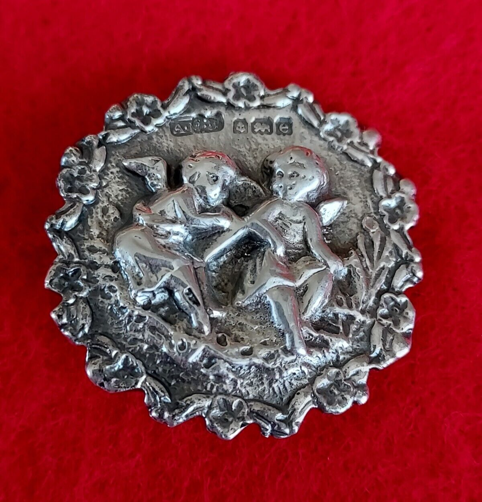1904 Sterling Silver Cherub Hallmarked Button